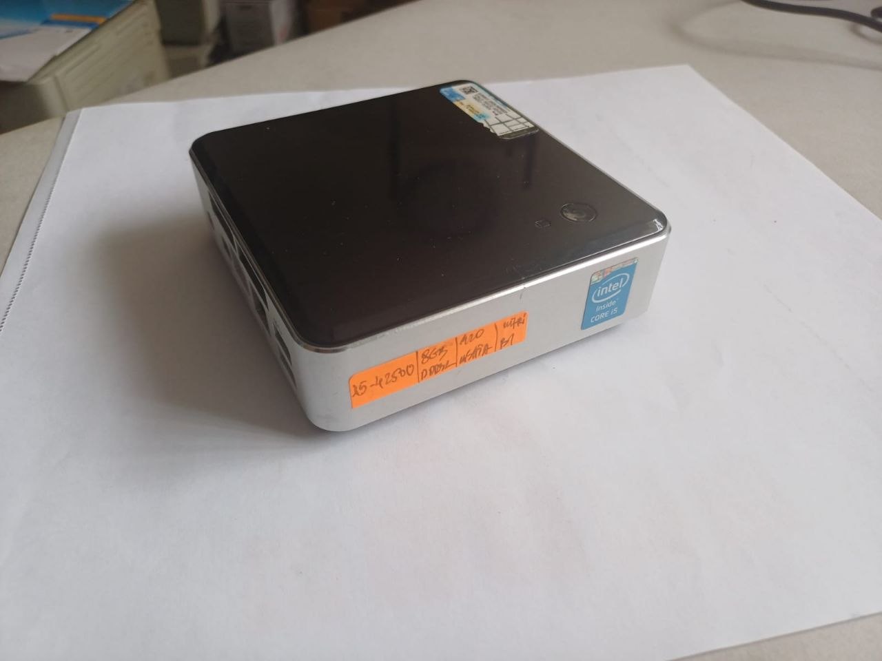 Inetel NUC	D54250WYK	Intel Core i5-4250U, 2x 1.30GHz, 3MB Cache	8GB DDR3L	7260HMW	mSATA/256GB		429,00	Win 8.1 Pro